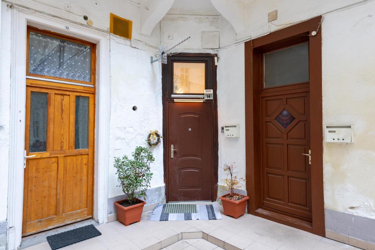 Inside Edge Apartment Будапеща Екстериор снимка